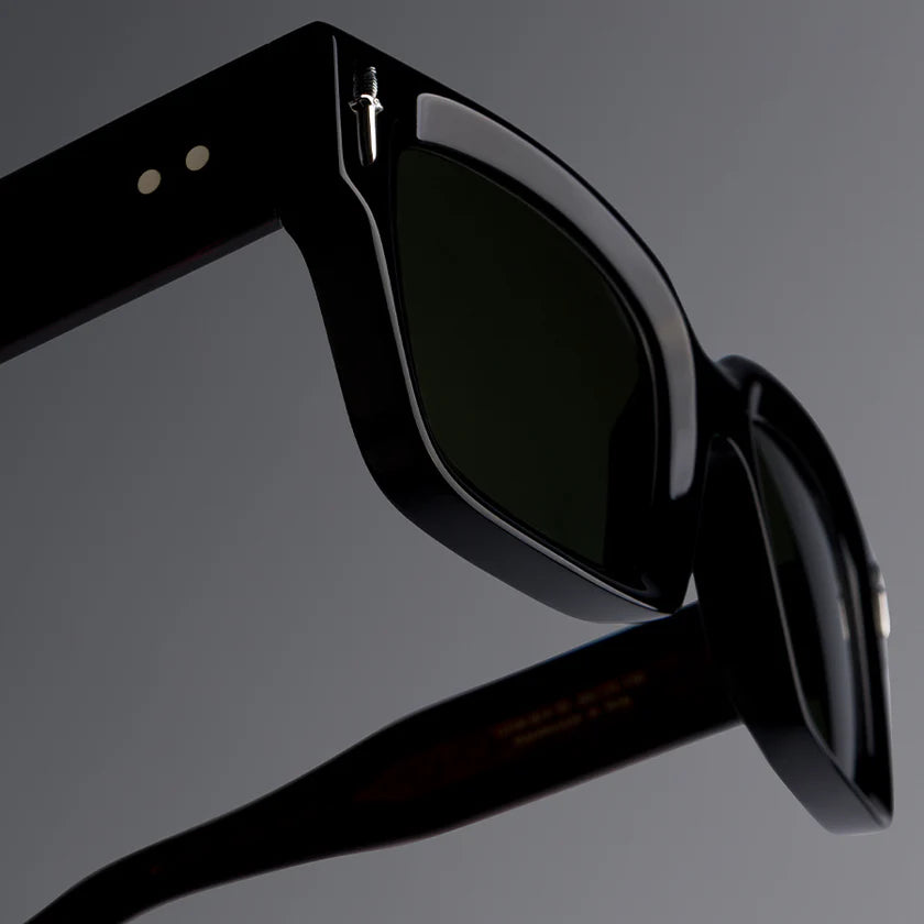 Cutler and Gross CGSN The Great Frog Titan 014 01 Black