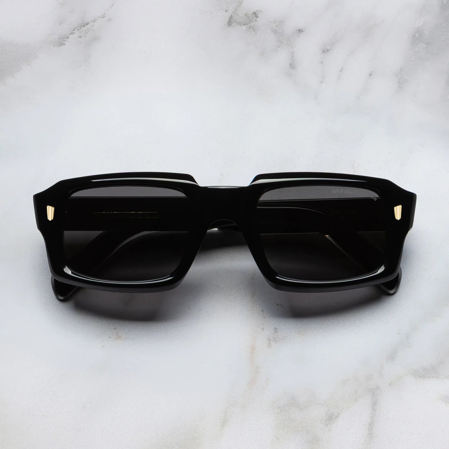 Cutler and Gross CGSN 9495 01 Black Limited Edition Gold