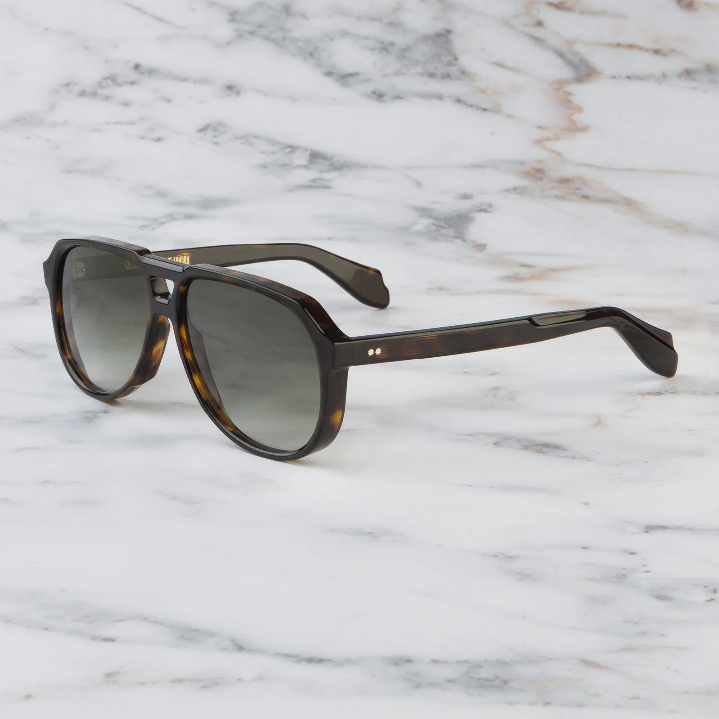 Cutler and Gross 9782 05 Dark Classic Tort