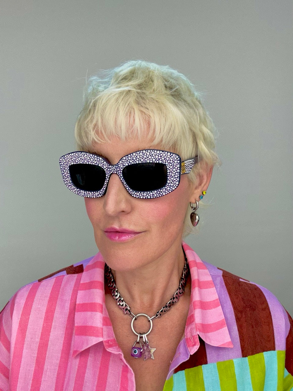 Loewe LW 4114IS 90A Crystal Dark