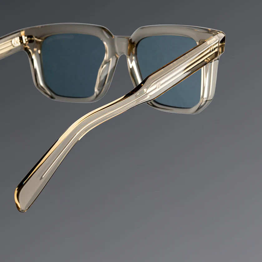 Cutler and Gross CGSN 1410 03 Sand Blue