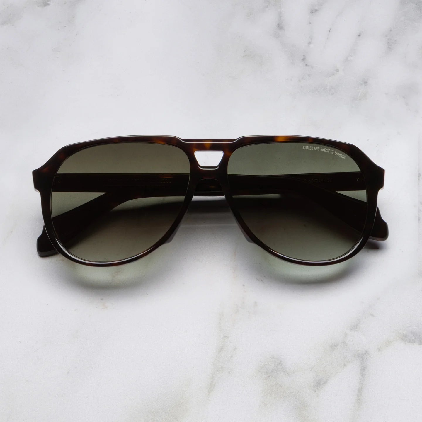 Cutler and Gross 9782 05 Dark Classic Tort