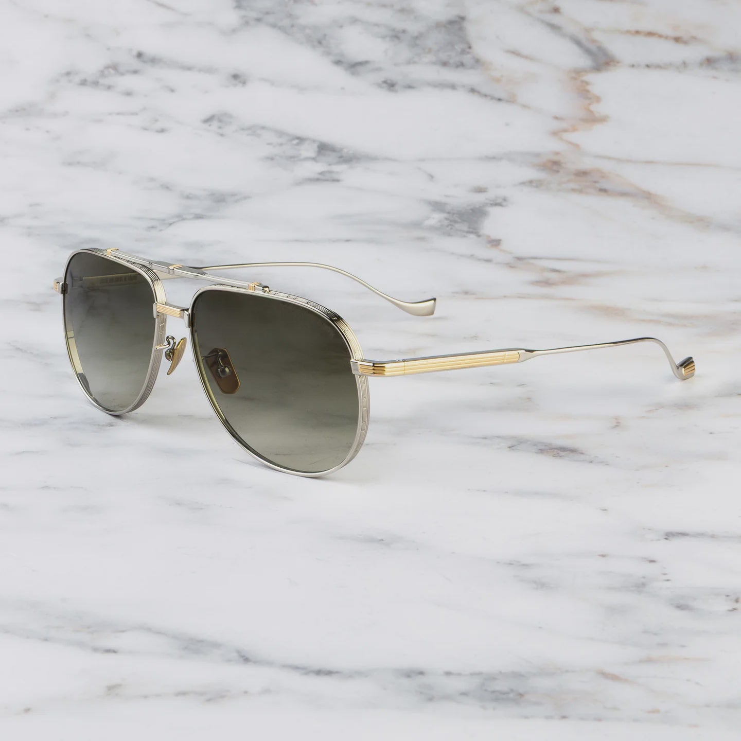 Cutler and Gross CGST 1423 03 Sloane Silver Gold