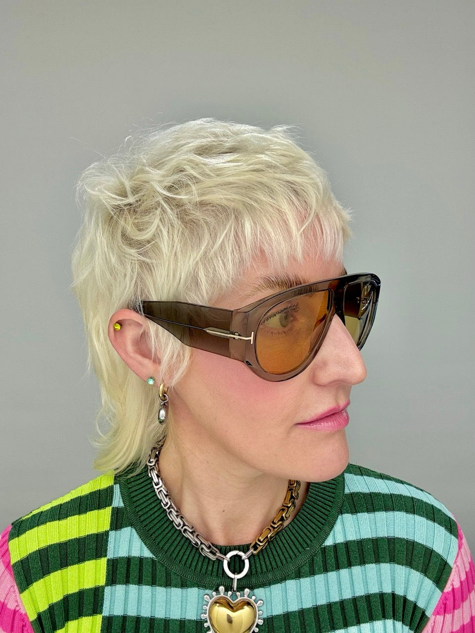 Tom Ford 1044 93E Bronson Beige Amber Photochromic