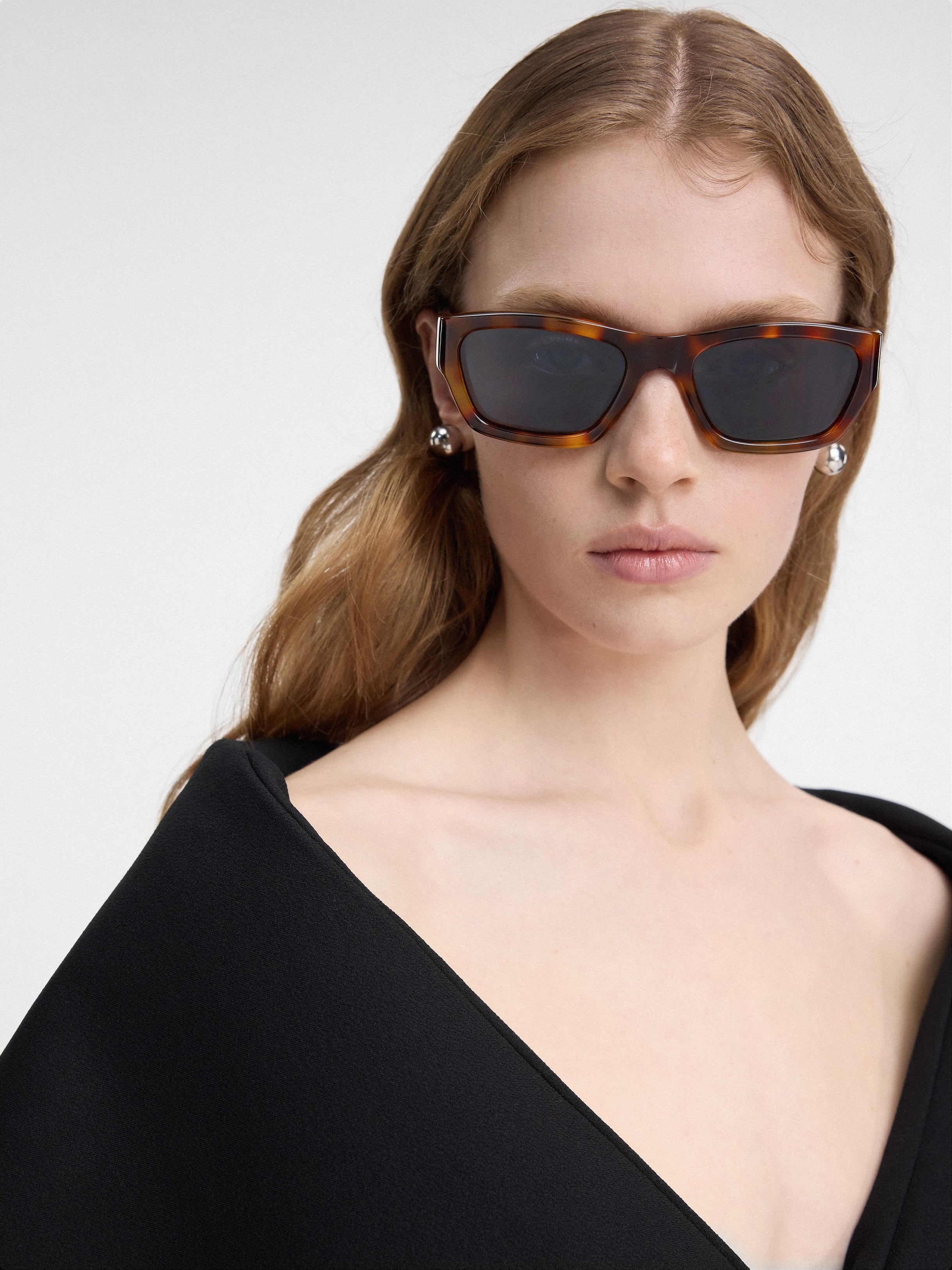 Jacquemus 9 C2 Meridiano Tort Matt Black sunglasses - Sunglass Bar