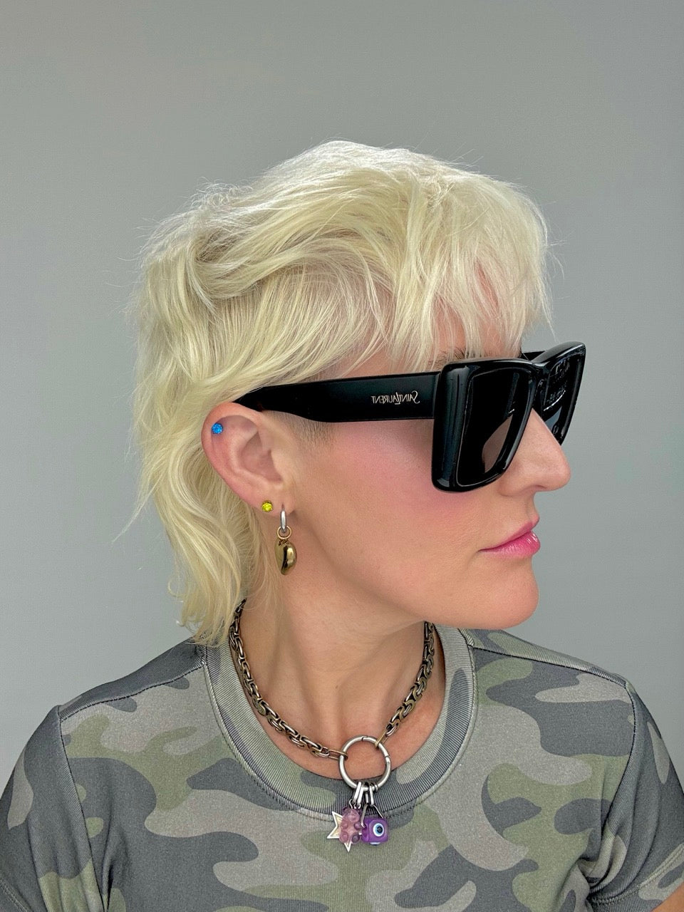 Saint Laurent SL 900 Howl 001 Black