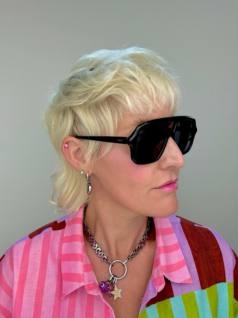 Loewe LW 40161 01A Black